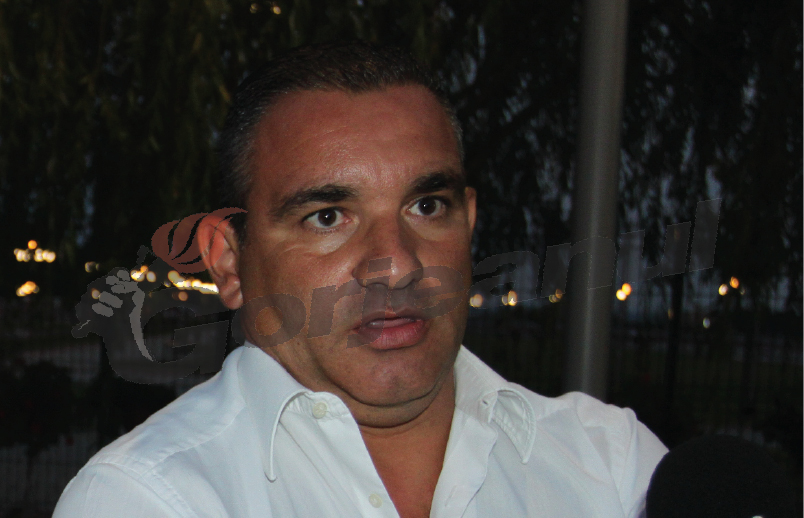 Constantinides, supărat pe „antrenorii” din tribună