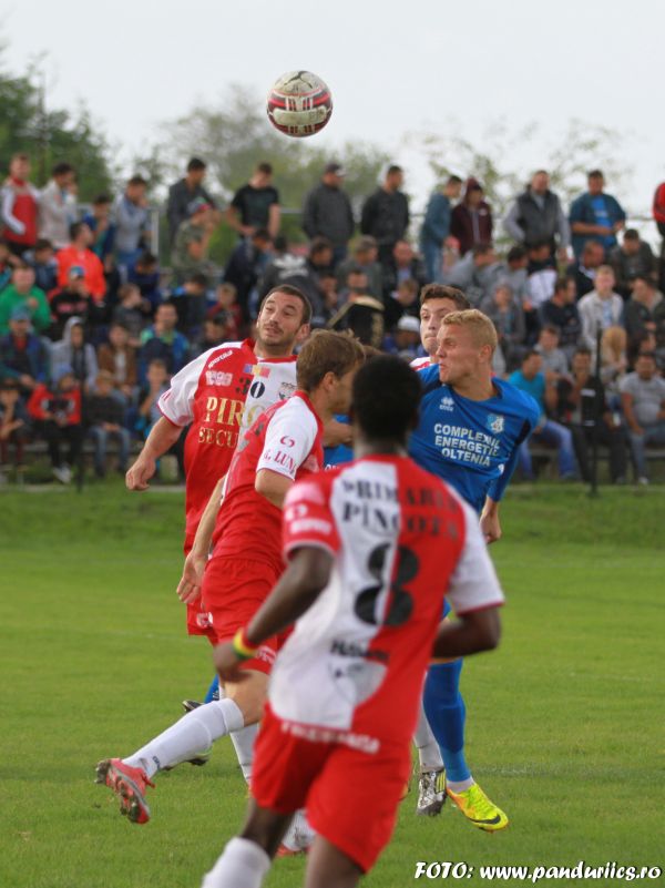 Pandurii își află adversara din Cupă