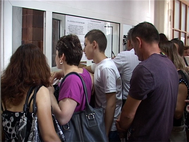 Înainte de alegeri / Apel pentru reînnoirea actelor de identitate pentru târgujieni