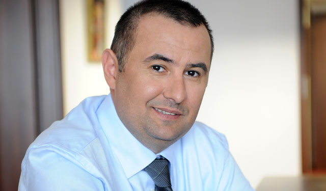 Gura târgului – Milionarul care l-a cumpărat pe Cioran, tentat de fosta cabană OJT de pe Valea Sohodolului