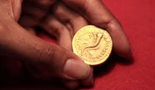 Rămâne după gratii