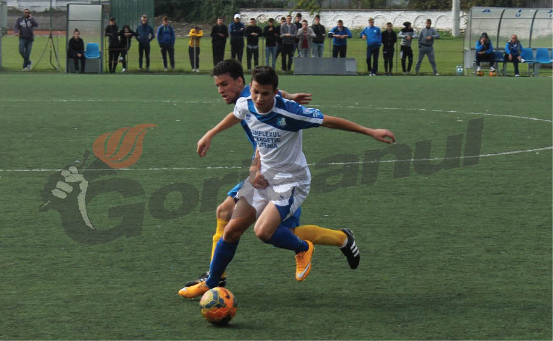 Doar Pandurii II ține pasul