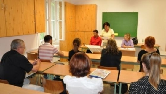 Apel pentru selecţia profesorilor în grupurile de lucru pentru examenele naţionale