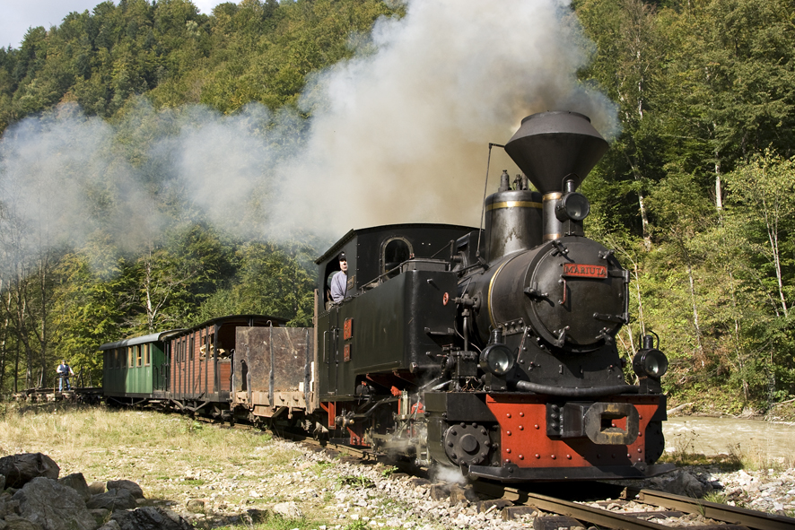 Domunle Președinte VICTOR PONTA, redați-le gorjenilor Mocănița!