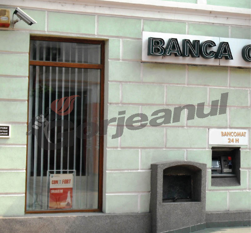 Zeci de unităţi bancare din judeţ, verificate de poliţişti