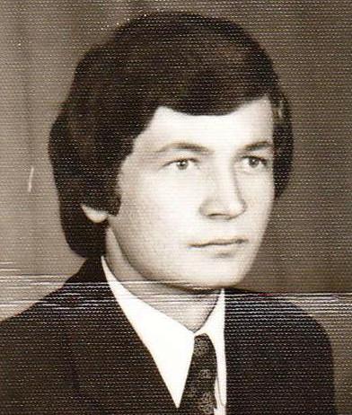 Lumini din veşnicia întunericului – Dascăli care au fost – La un deceniu de la trecerea în nefiinţă, în lumea celor drepţi, a lui Miron Dobroiu, profesor şi literat