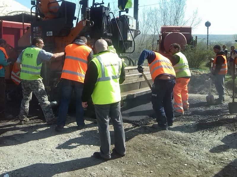 Şantier pe DN66, la ieşirea din Târgu-Jiu