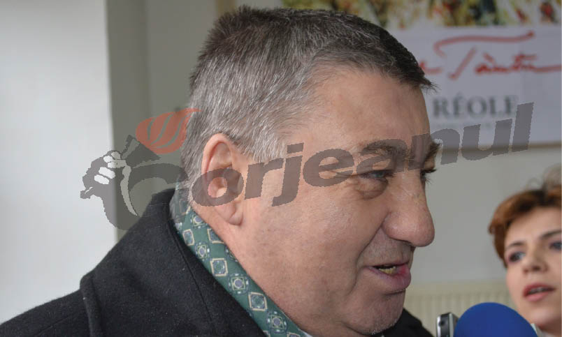 Gura târgului – Puiu Diaconescu, acuzat de realizarea şi propagarea fiţuicilor anti-Ponta