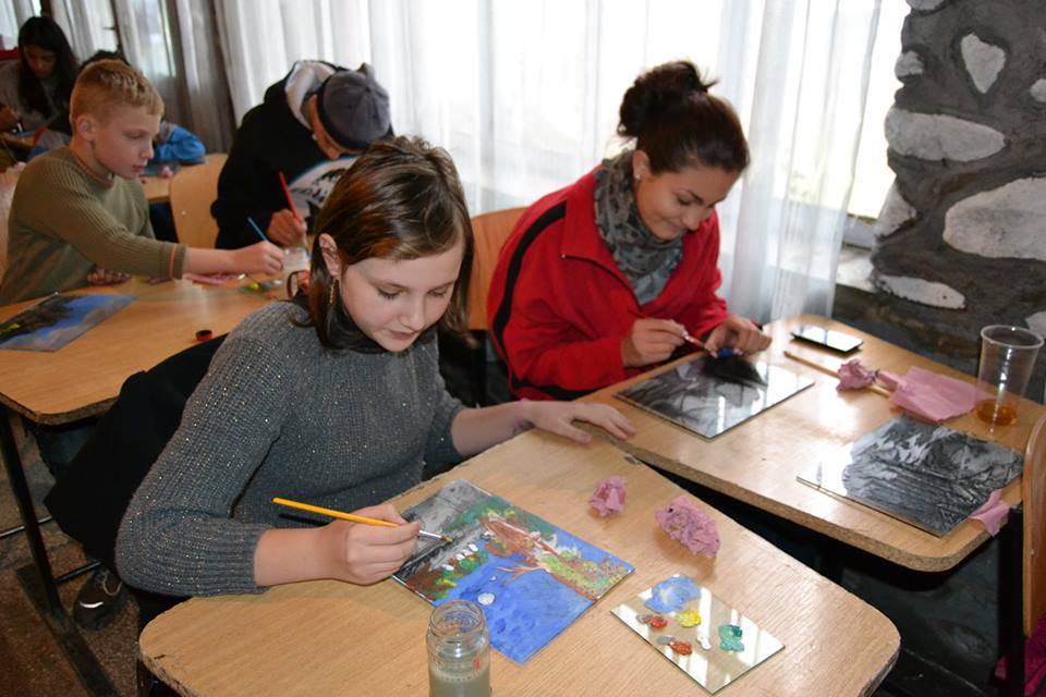 White Wolf a organizat a V-a ediţie a Taberei de artă plastică