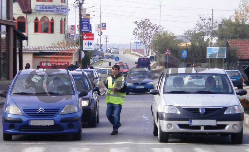 De parcă aglomeraţia n-ar fi de ajuns – Pericole în intersecţii