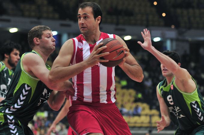 andreas-glyniadakis-centre