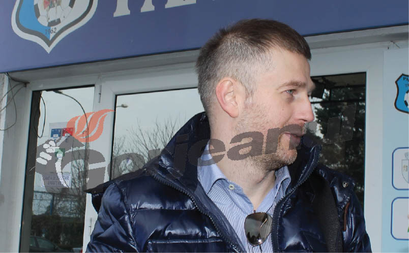 Iordănescu, recomandat de experienţa ca secund