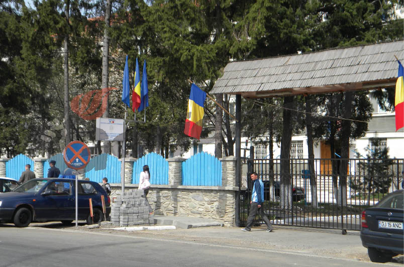 Sute de locuri pentru viitorii jandarmi