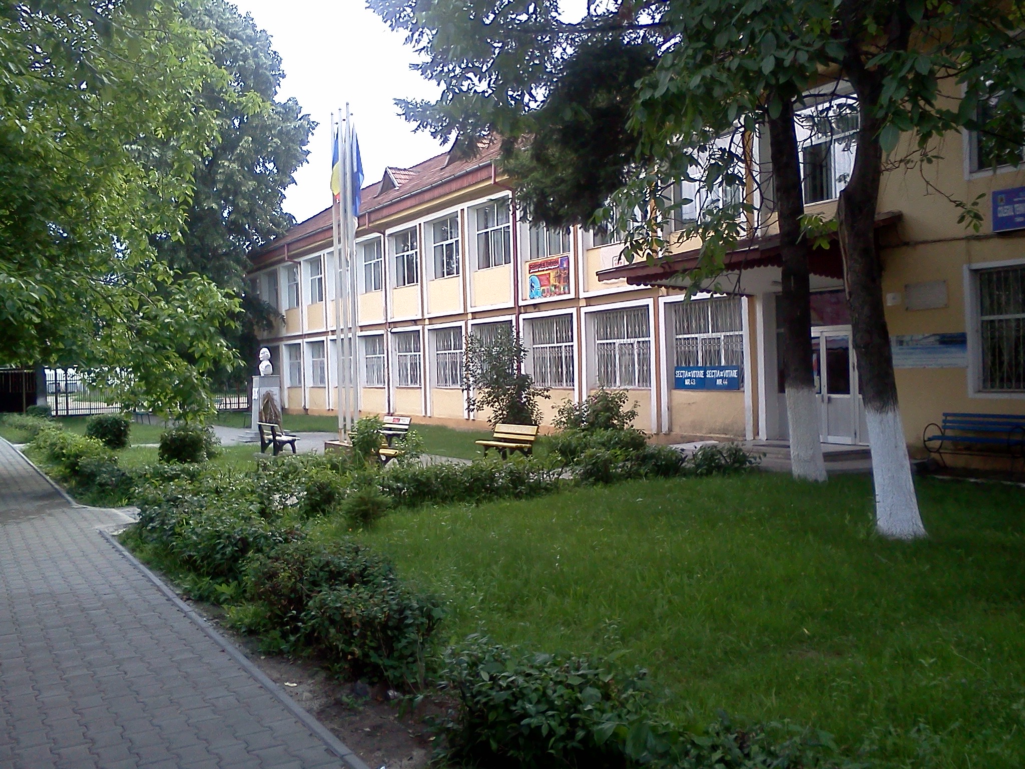 Menţiune pentru Colegiul Tehnic „G-ral Gheorghe Magheru” la concursul „Lider European”