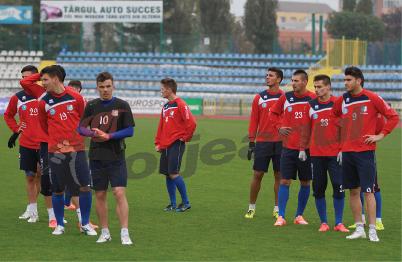 Pandurii, încă o zi fără conducere…