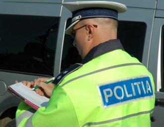 Zeci de kilograme de carne de porc, confiscate de poliţişti