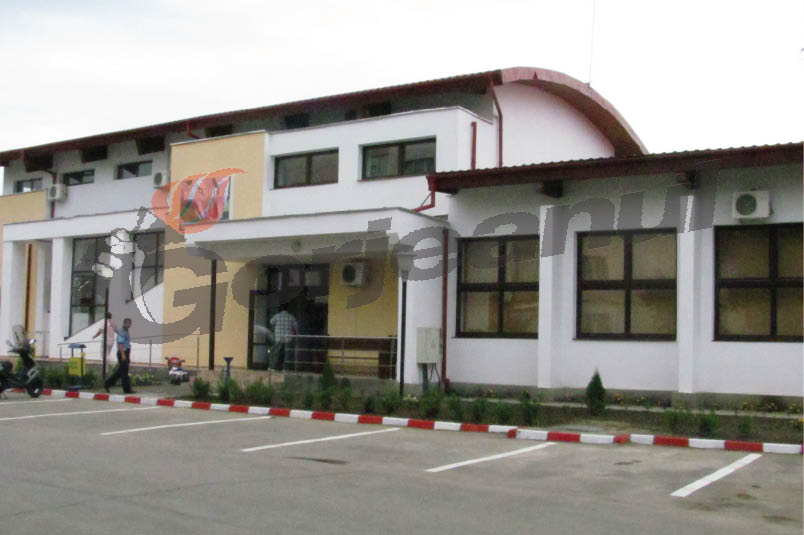 Petrecere pentru vârstnicii târgujieni