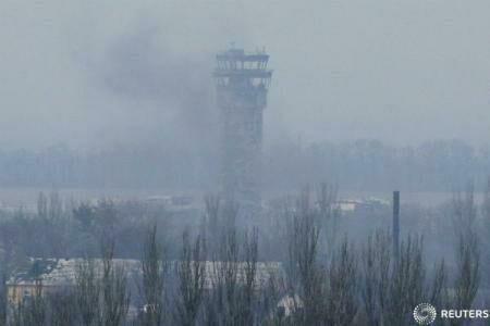 Ucraina: bombardamente intense pe aeroportul din Donețk