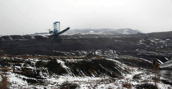 Detaliile contractului de transfer a carierelor Berbeşti şi Alunul, finalizate astăzi