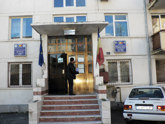 Pensiile sociale mărite ajung zilele acestea