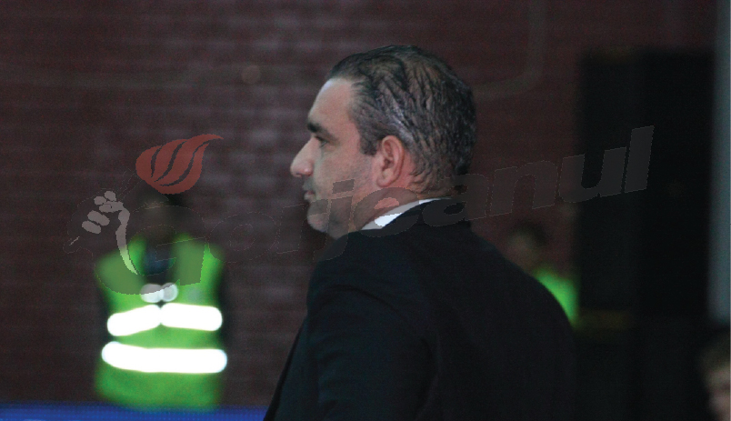 Constantinides dă like pentru baschetul românesc, nu şi arbitrilor