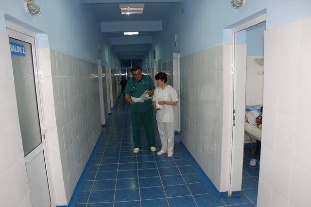 Pediatra Oprea şi internistul Grecu şi-au dedicat întreaga carieră Spitalului Turceni