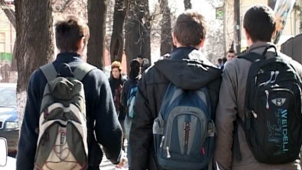 O săptămână de vacanţă pentru elevii gorjeni