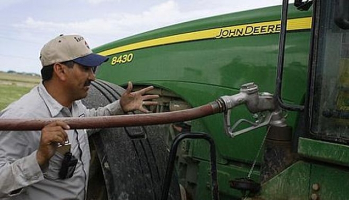 Acciză redusă la motorină pentru fermierii gorjeni