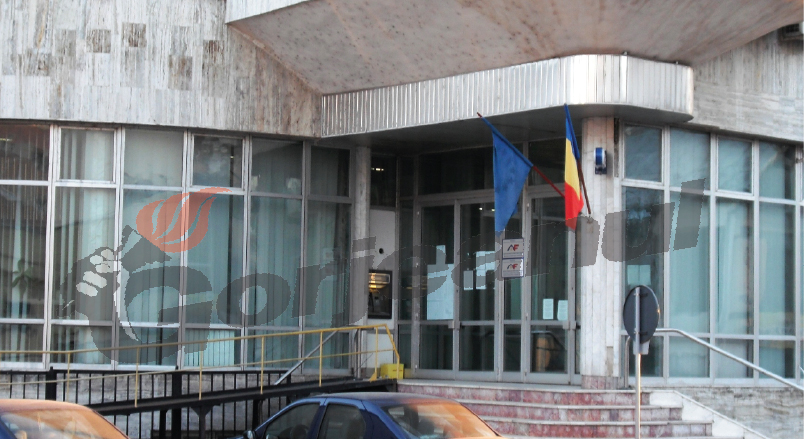 Se renunţă la majorările salariale