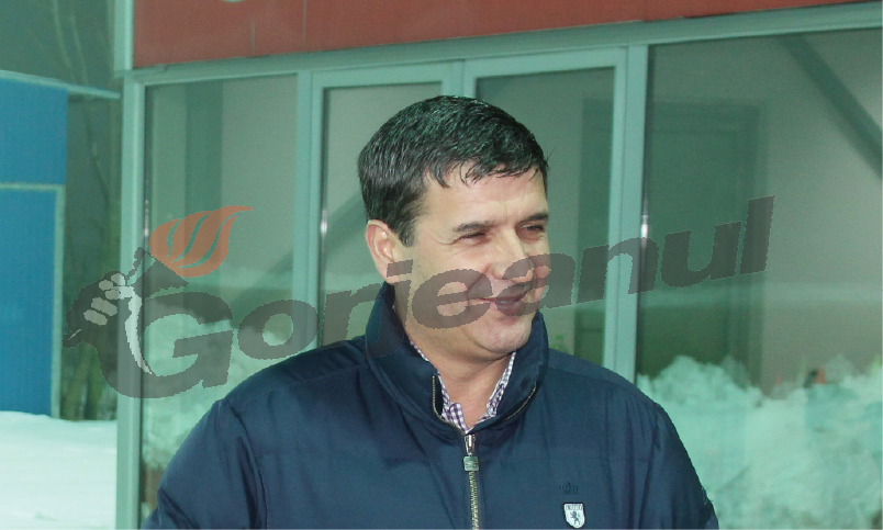 Pandurii continuă căutările pentru un fundaş