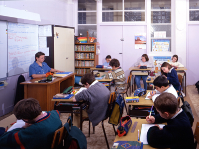 Noile programe şcolare pentru clasele a III-a şi a IV-a, aprobate de Ministerul Educaţiei