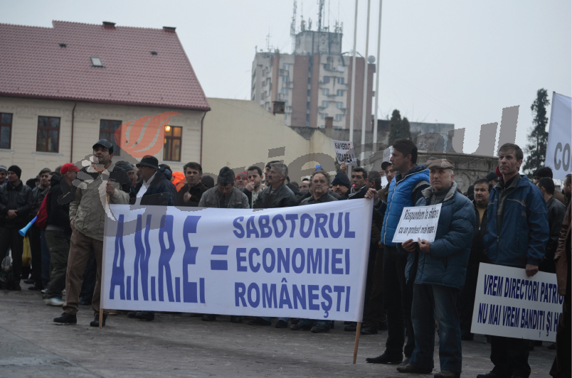 Protest ziua a doua, sub presiune: Burlan, transferat de la SDM la noroiul din carieră