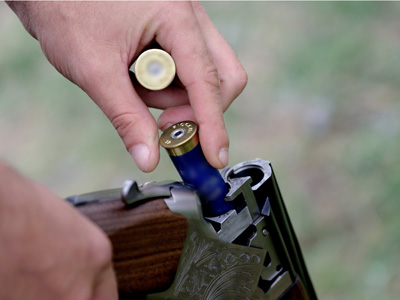 Deținea ilegal o armă