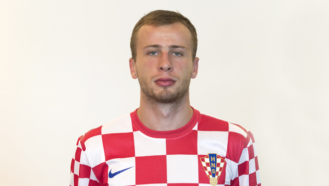 Pandurii suflă un jucător Astrei