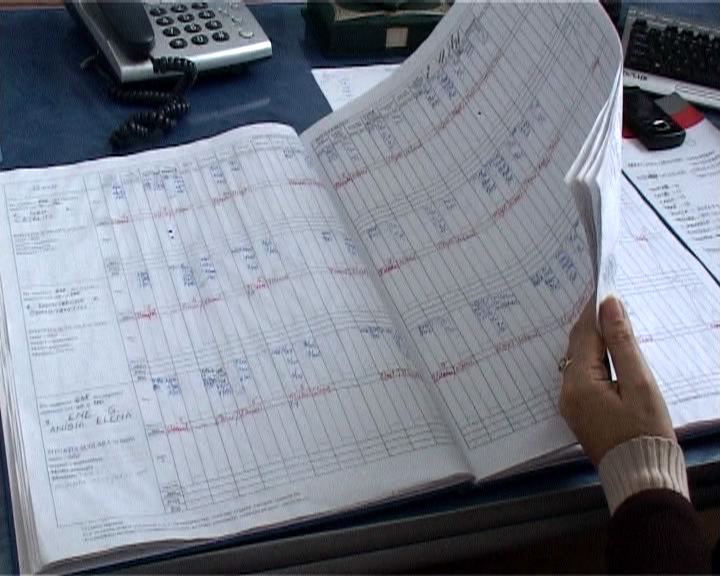 Zeci de pensionabili rămân la catedră