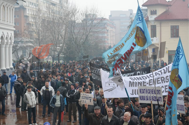 Mitingul de protest de la Târgu-Jiu-FOTO
