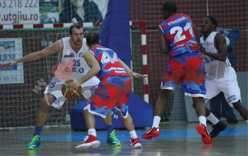 La trântă cu Steaua