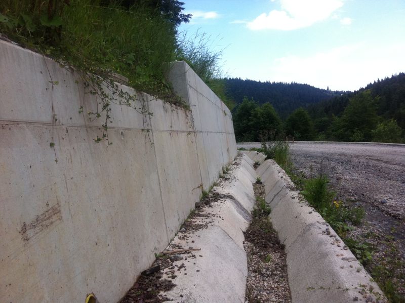 Gura târgului – Şanţurile de un miliard din Rânca s-au astupat