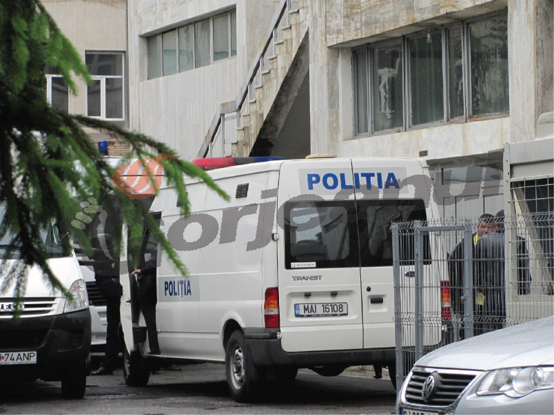 Cămătari trimiși în judecată