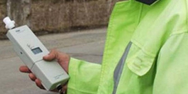 Șoferiță prinsă băută la volan