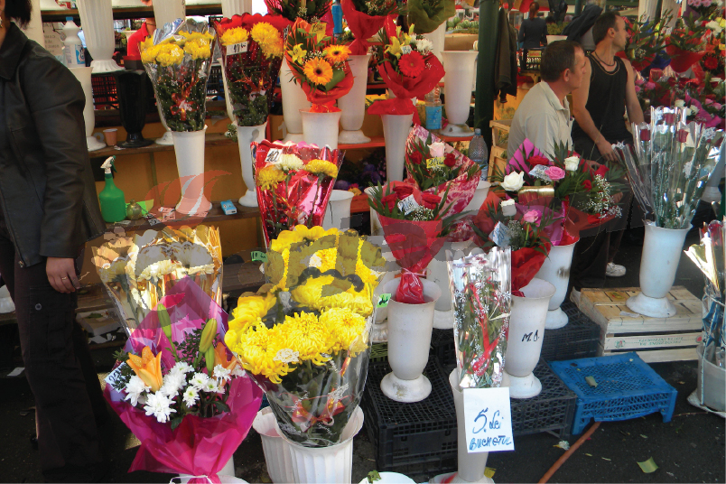 Comercianţii de flori, amendaţi de comisarii Protecţiei Consumatorilor