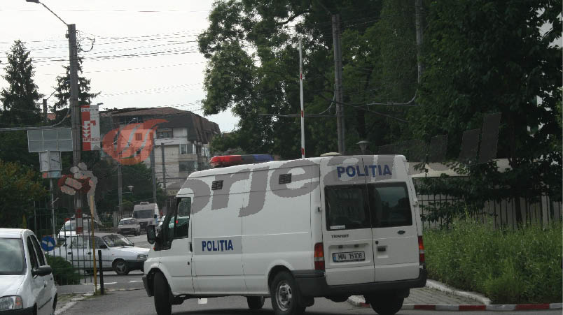 Localnic din Săuleşti, acuzat că şi-a violat propria fiică