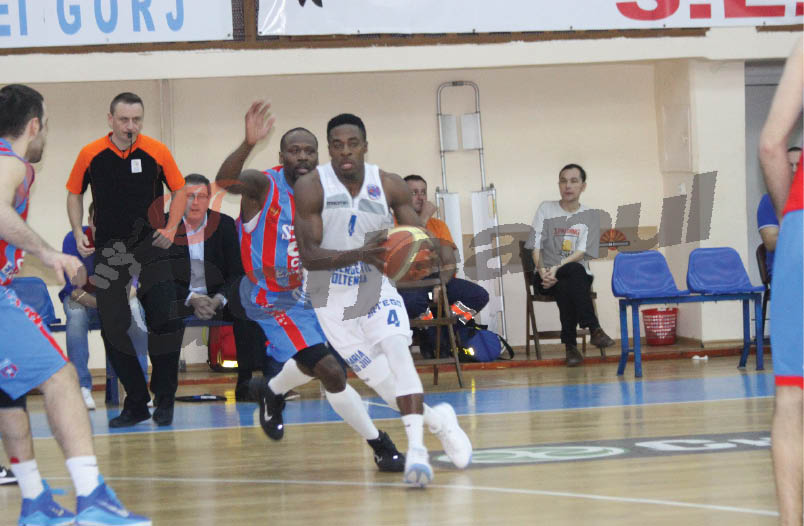 Energia, fără milă în faţa liderului