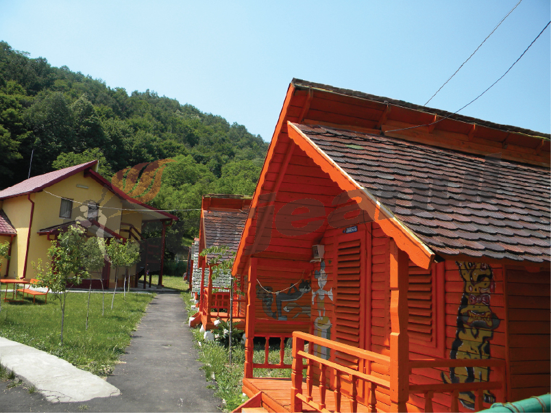 Stand al judeţului Gorj, la Târgul Naţional de Tabere