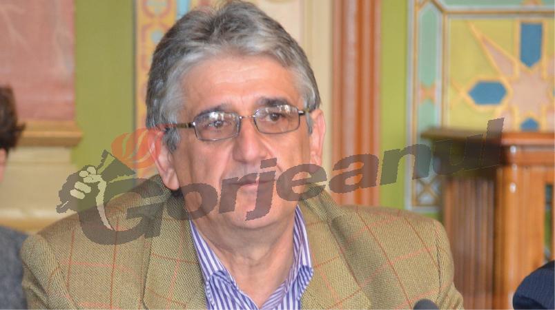 Daruri de Ziua Femeii, de la SANITAS şi Sindicatul Liber din Administraţia Publică Locală ,,FRĂŢIA” Gorj