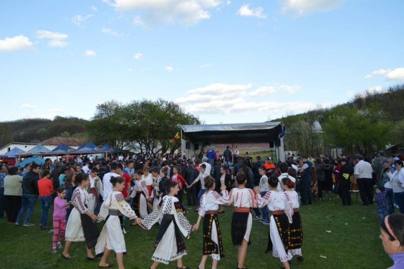 Ziua comunei Dănciuleşti / Concurs inedit la Festivalul de Folclor “Mariana Ionescu Căpitănescu”