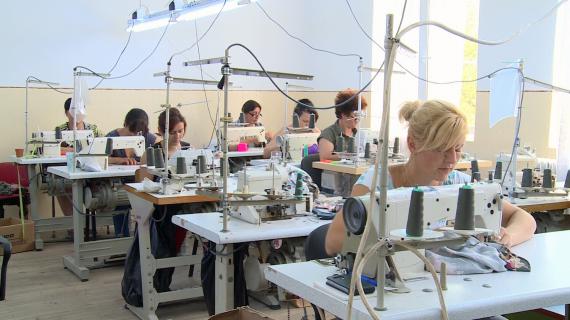 Fabrică de confecții fără muncitoare…