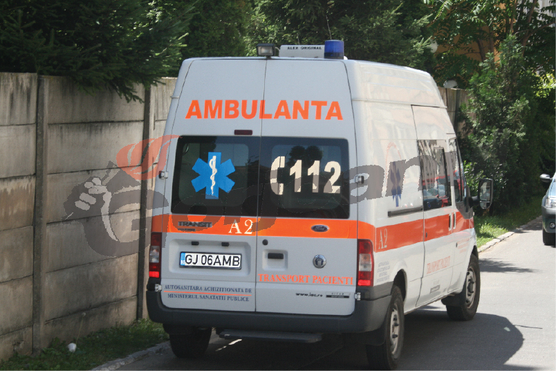 Tânără de 18 ani, rănită într-un accident