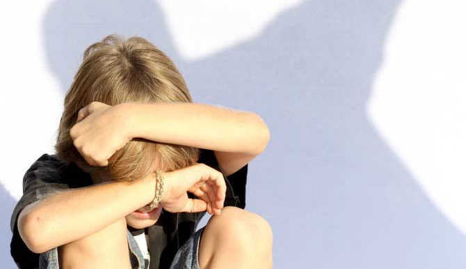 Sute de minori din Gorj au fost abuzaţi, neglijaţi şi exploataţi