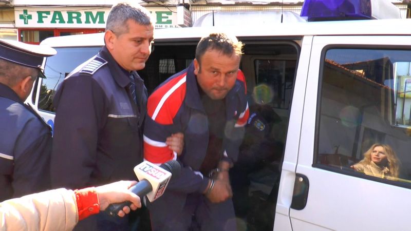 În arest pentru înşelăciune şi fals